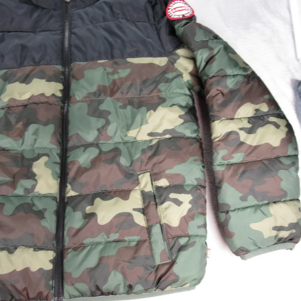 Levis Jacket Youth XL 13-15 Yrs Black Camo Hooded Insulated Zip Puffer Hood Flaw